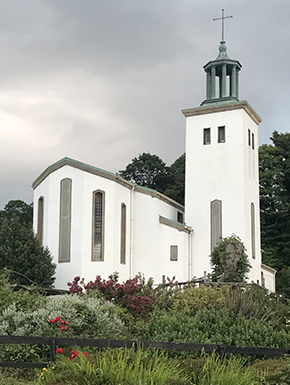 WHite kirk