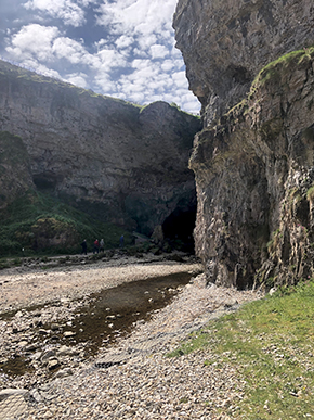 Entry toward Smoo Cavern